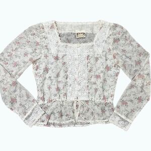 Gunne Sax White Top with Pink Floral Print and Lace Trim